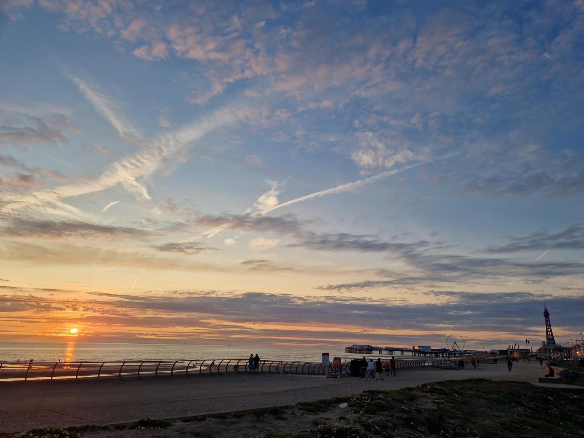 Stafford House Hotel Blackpool Bagian luar foto